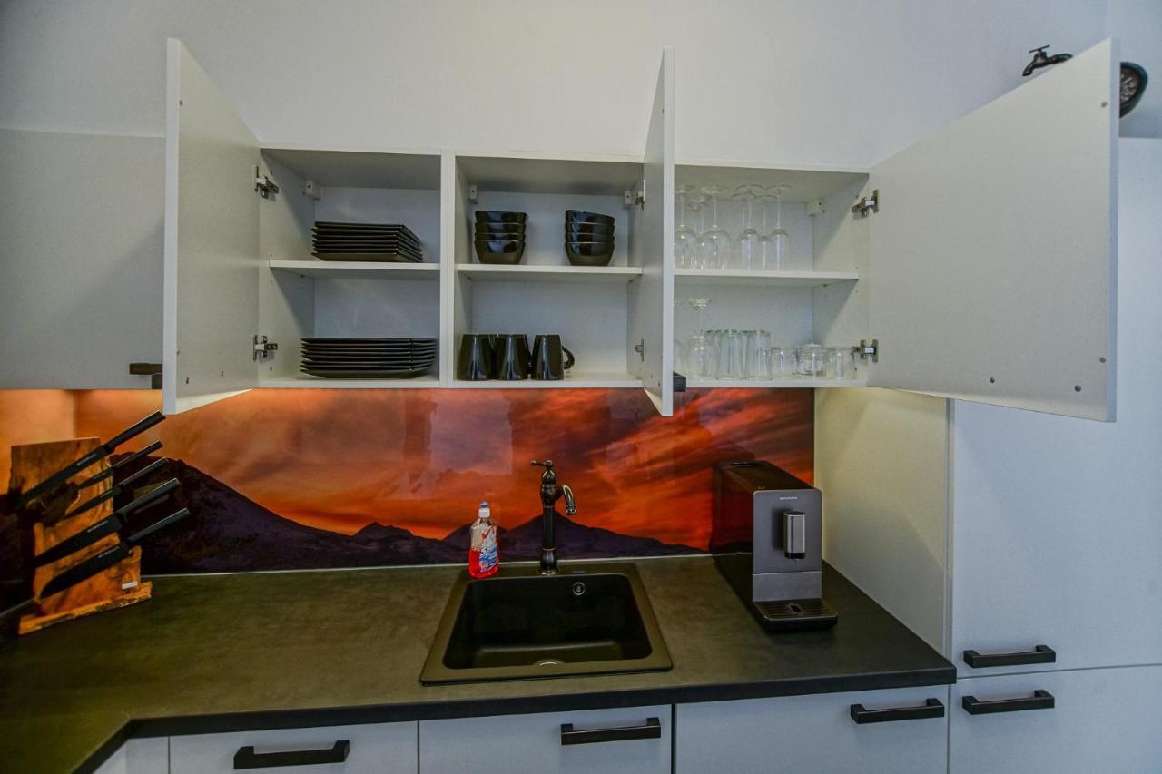 Auszeit Steiraland 8 Mit Ueberdachten Balkon Und Parkplatz Leoben  Bagian luar foto