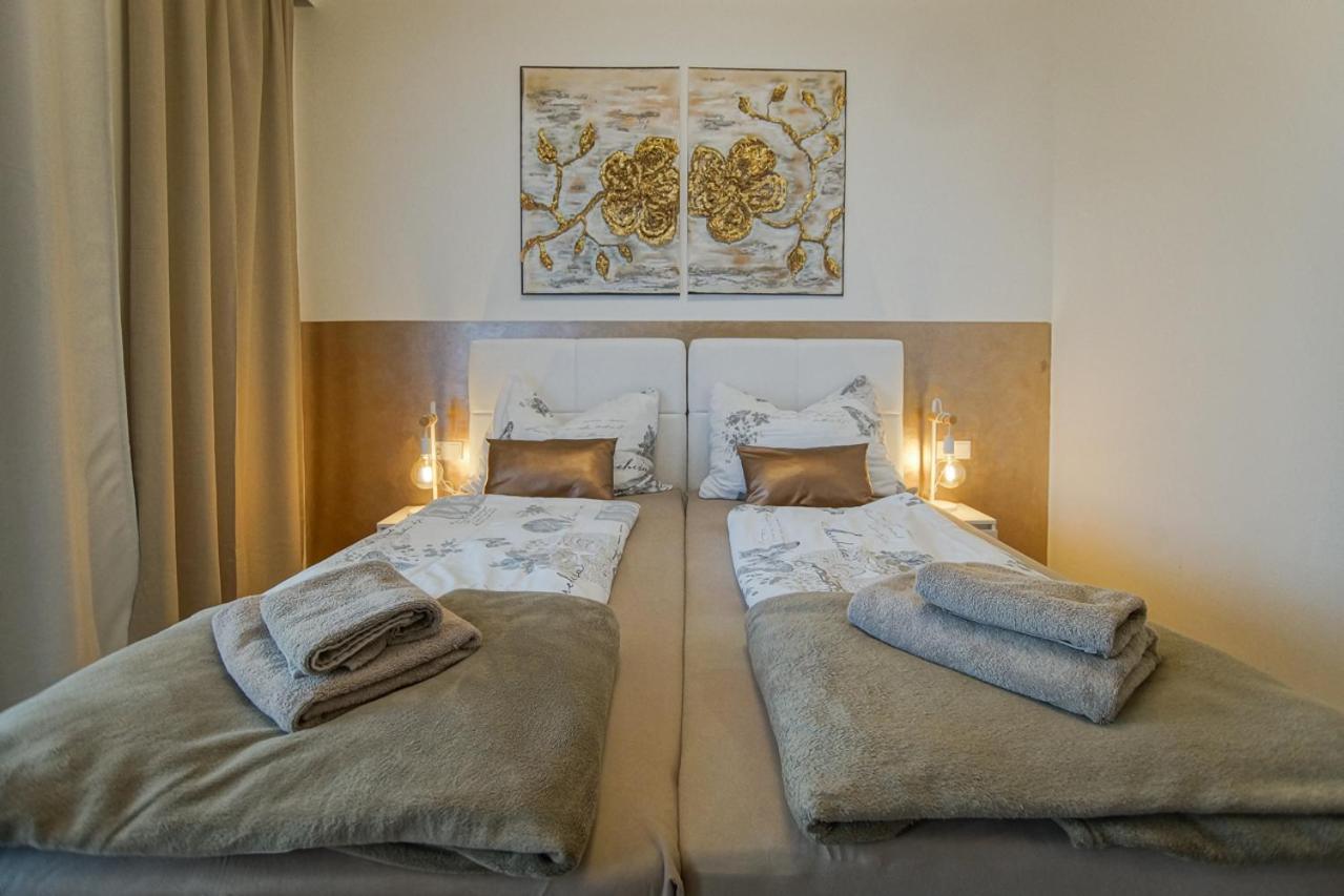 Auszeit Steiraland 8 Mit Ueberdachten Balkon Und Parkplatz Leoben  Bagian luar foto